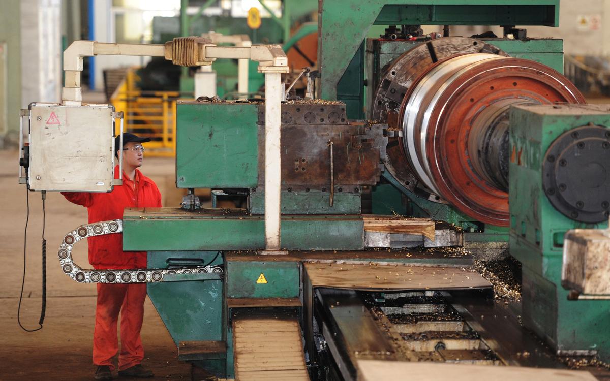 Meager Growth Seen for China’s Factories in November