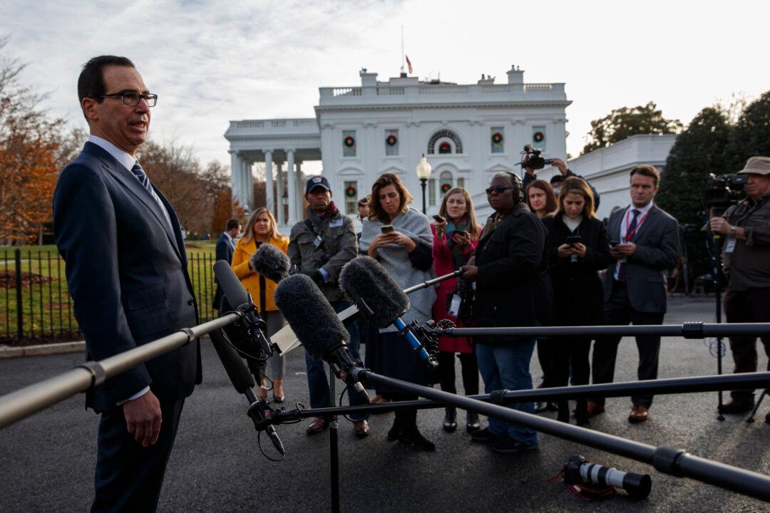 China Gets US Tariff Delay but Movement on Tech Unclear