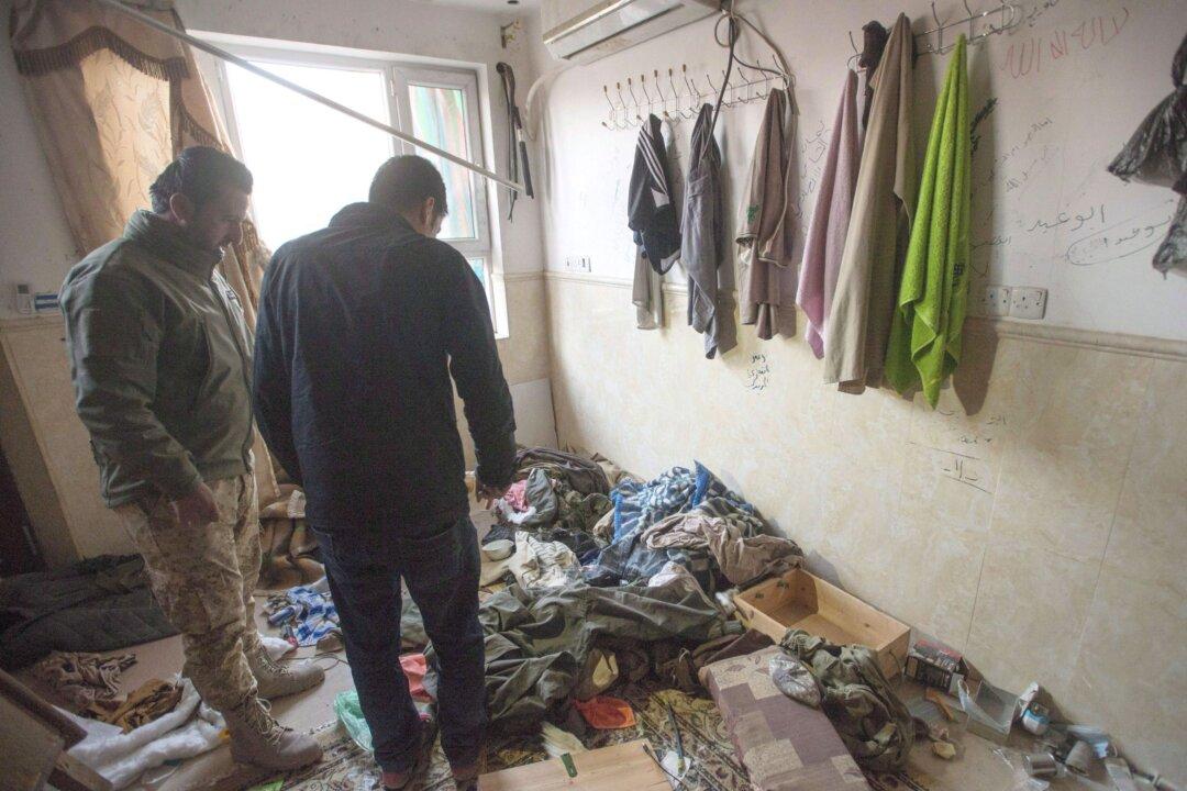 Do More to Bring Canadians Who Joined ISIS to Justice, Experts Tell Feds