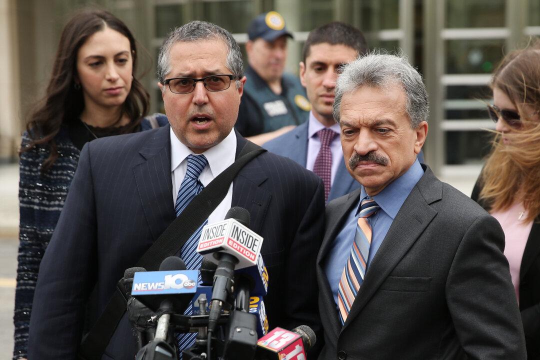 Billionaire Heiress Paying Legal Fees in NXIVM Sex-Trafficking Case, Prosecutors Allege