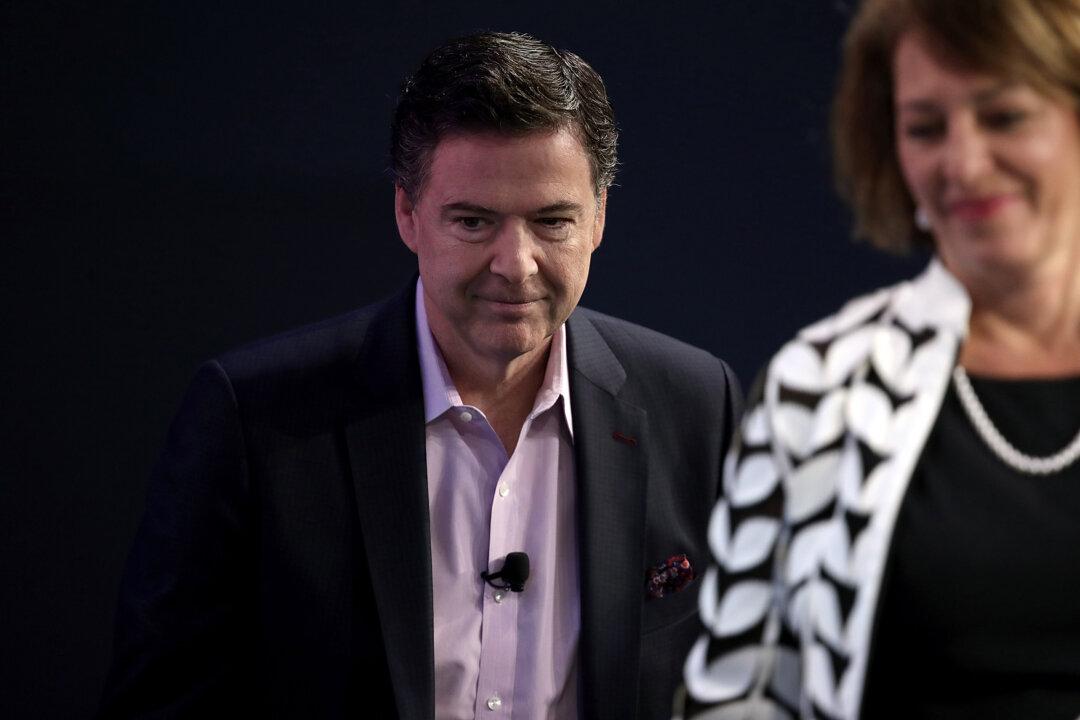 FBI Email Thread Likely to Raise Tough Questions for Comey