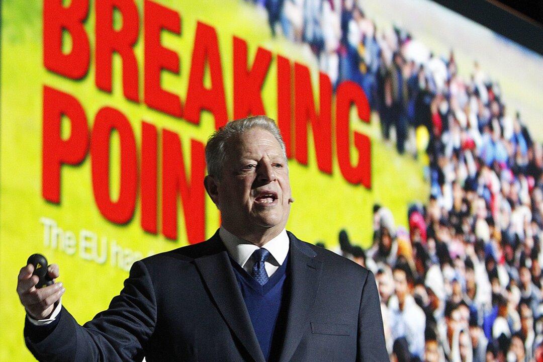 Al Gore Endorses Biden Presidency on Earth Day but Is Criticized by Michael Moore