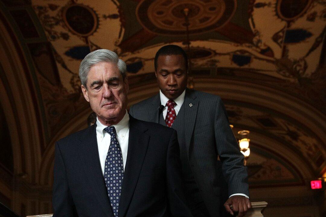 How Pseudo Events Are Used by Media to Manufacture Controversy