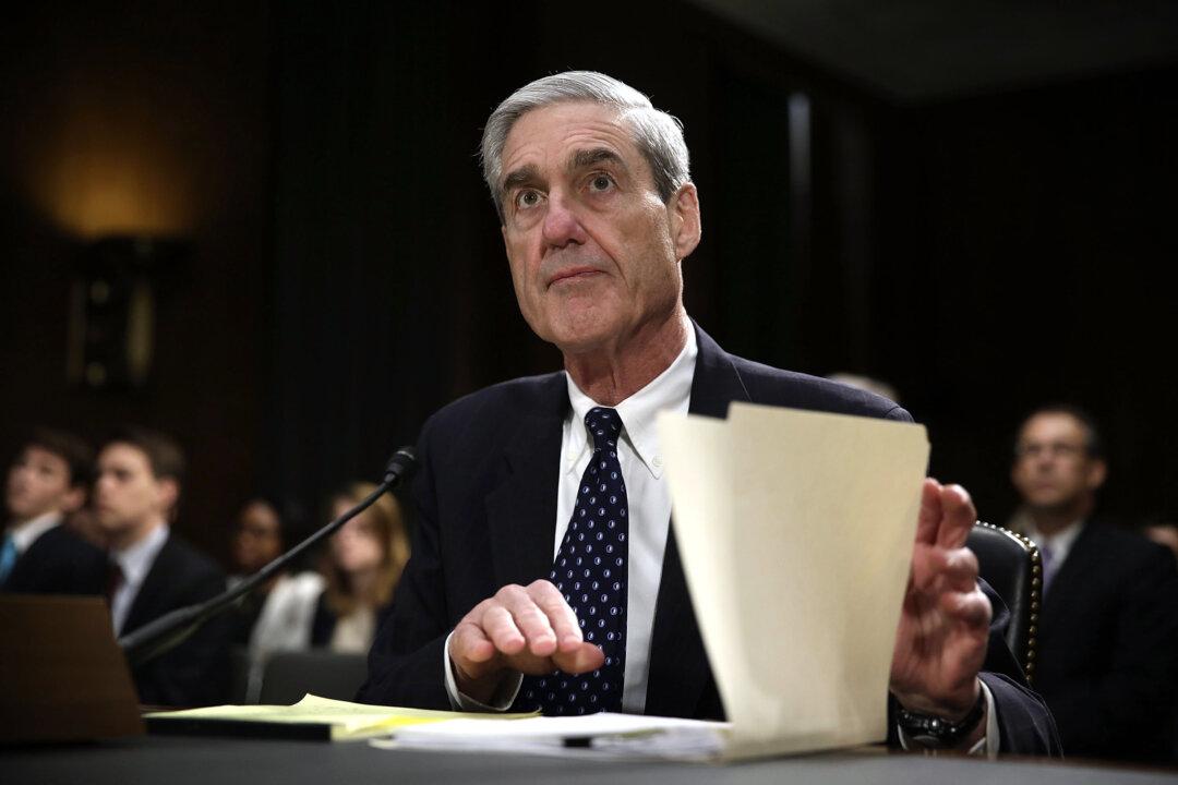 Judge Orders Special Counsel Mueller to Hand Over Documents on Flynn Interview