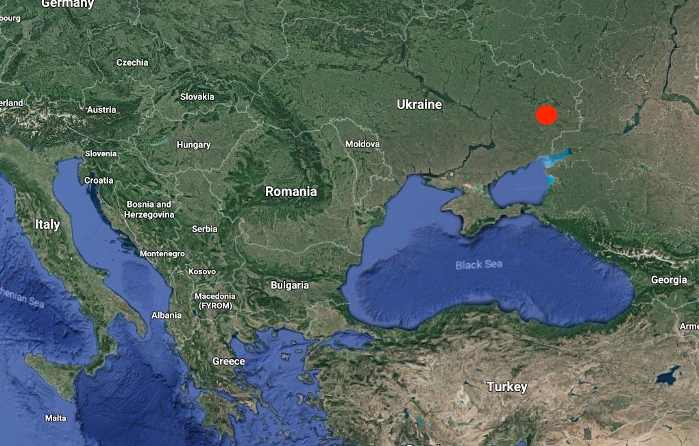 Teenager Dies After Jumping Off 14-Story Building With ‘Homemade’ Parachute