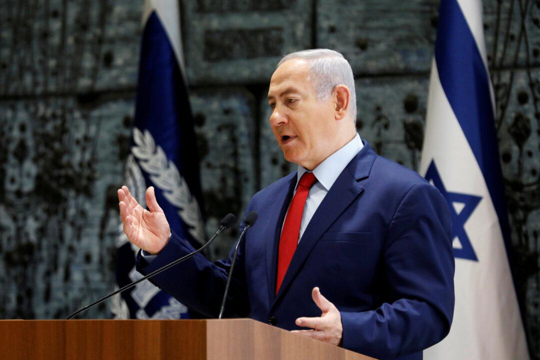 Easy Netanyahu Win Predicted in First Poll Since Israel Election Set