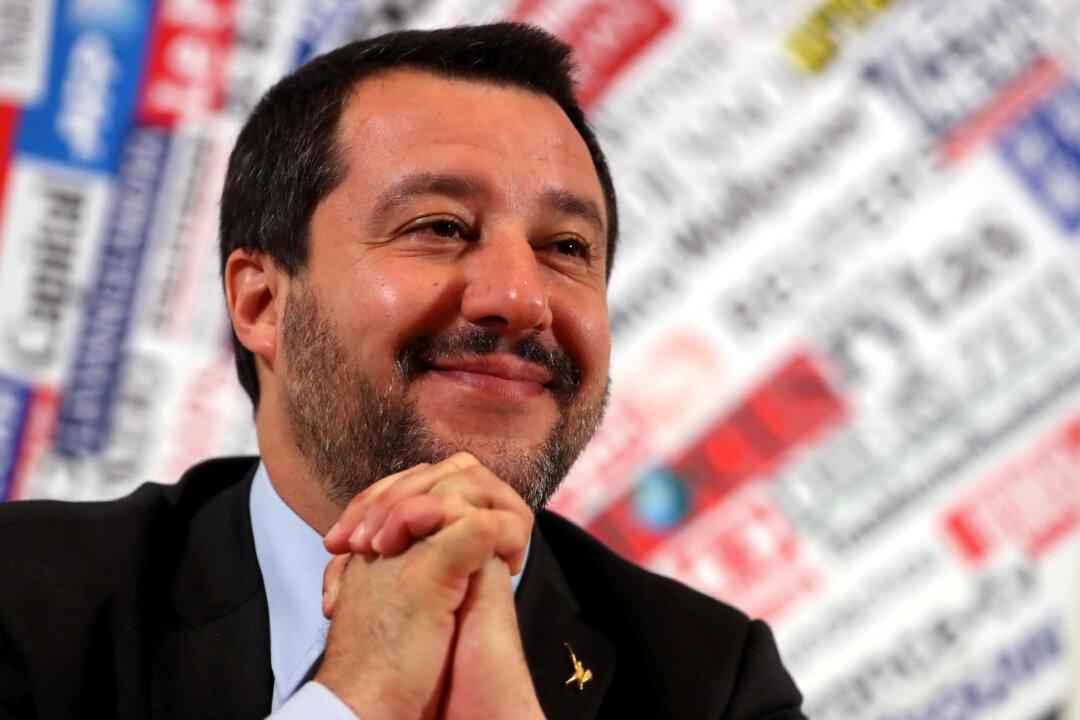 Italy’s Salvini Sees No Danger to Government in Coming Months