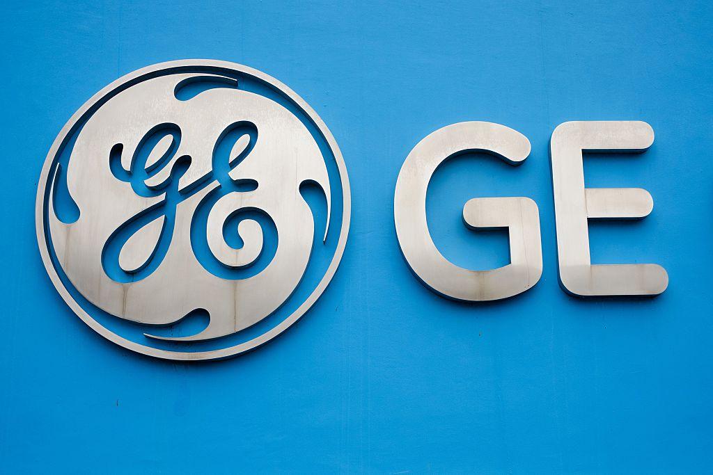 GE Investors Trickle Back as Year of Transformation Starts