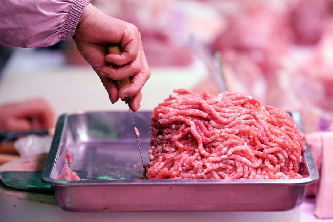 Taiwan Concerns Grow Over African Swine Fever Cover-ups; China Warns Pig Trade