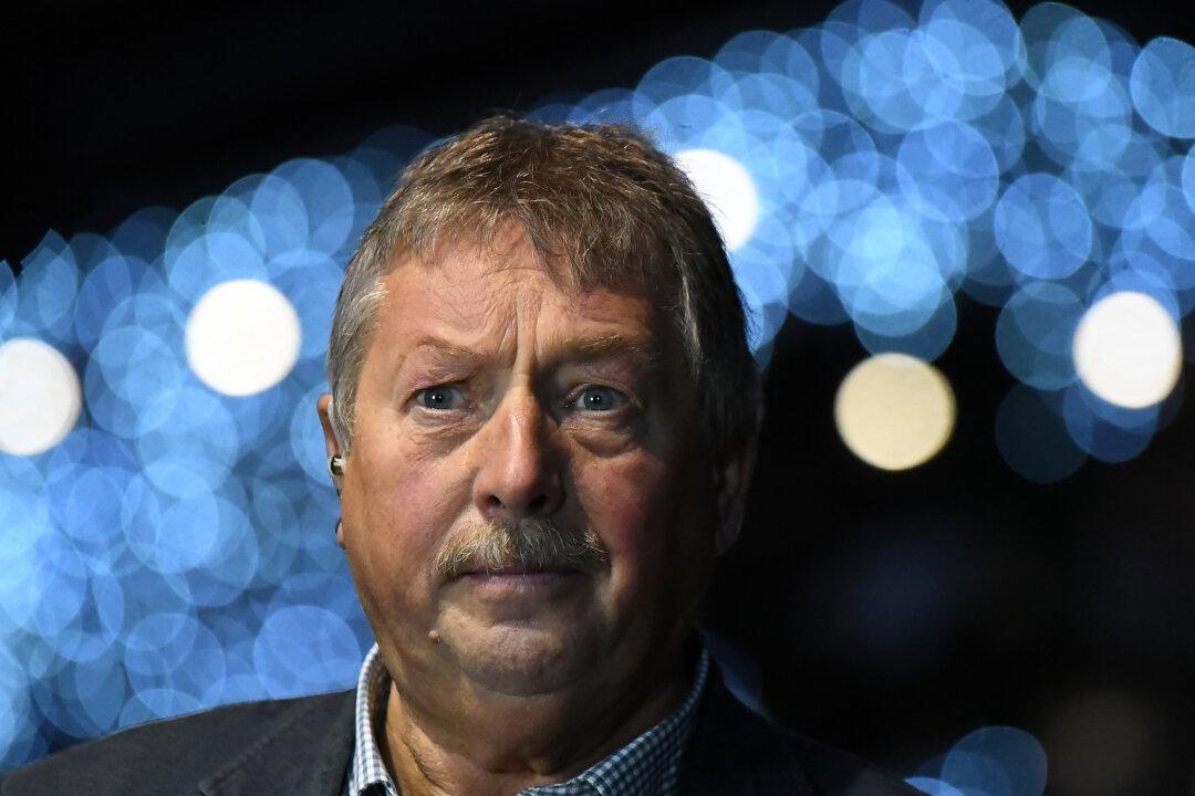 Senior DUP Politician Says Stormont Brake ‘Not a Great Deal’