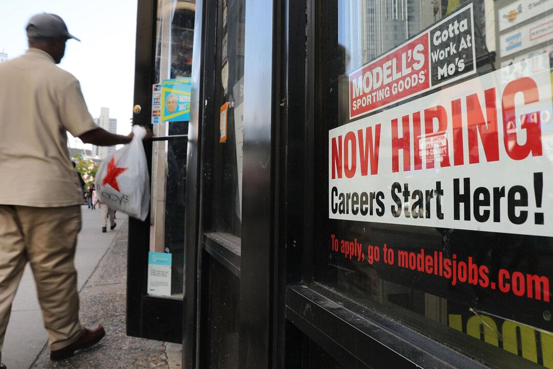 Americans Look for Better Jobs as Employment Soars