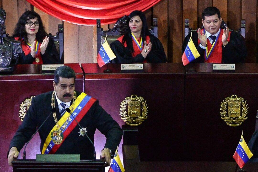 Former Venezuela Supreme Court Justice Defects to US