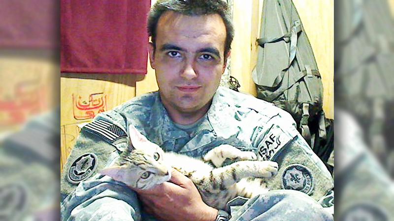 Depressed US Soldier Saved From Suicide by Cat That He Rescued in Afghanistan