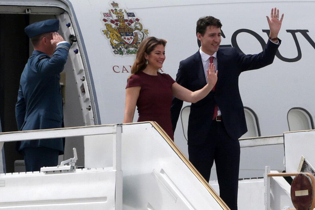 Liberals in Canada Facing Difficulties as Election Looms