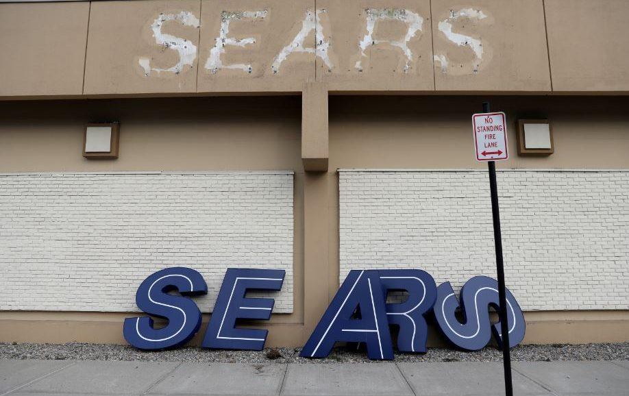 Sears Chairman Submits New $5 Billion Bid to Save Bankrupt Retailer