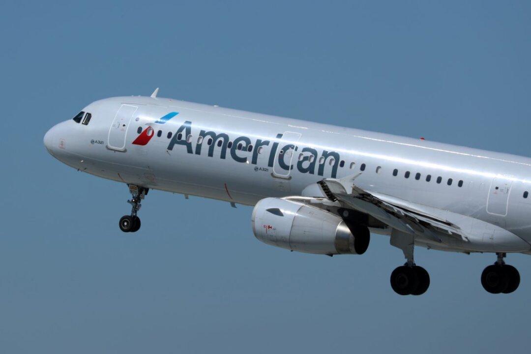 Bachelorette Party Kicked Off Flight to Mexico After Bride’s Mother ‘Looked Drunk’