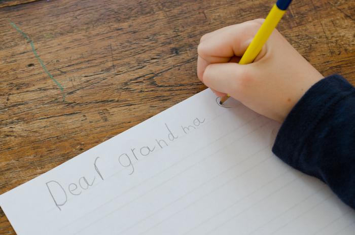 Encouraging the Tradition of Letter Writing With Children’s Books