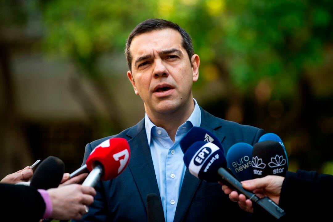Greece’s Tsipras Calls Confidence Vote After Ally Quits Coalition