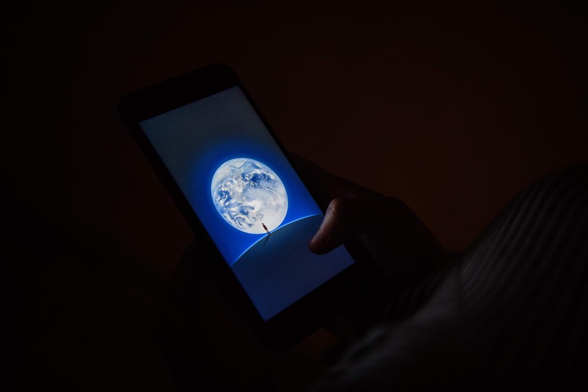 Chinese Moves to Organize Via WeChat Worry Local Communist Authorities