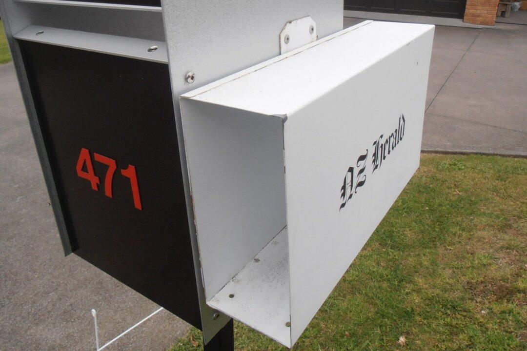 Report in Chinese New Zealand Herald Censors Details Sensitive to the Chinese Regime