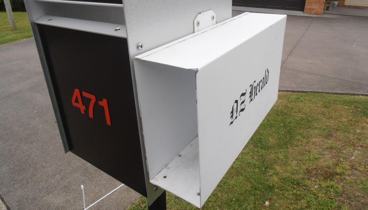 Report in Chinese New Zealand Herald Censors Details Sensitive to the Chinese Regime