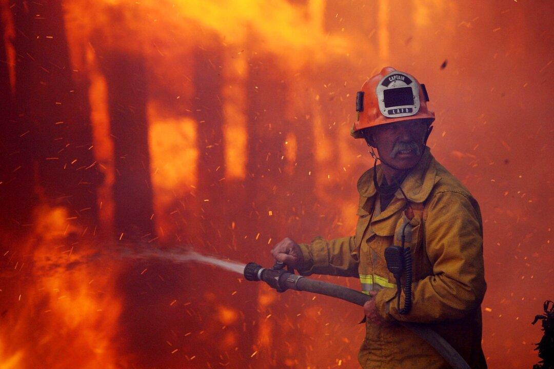 Officials: PG&E Equipment Sparked Deadly California Wildfire