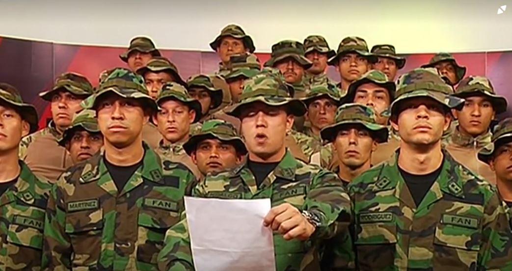Group of Venezuelan Soldiers Say They Don’t Recognise Maduro as Their President