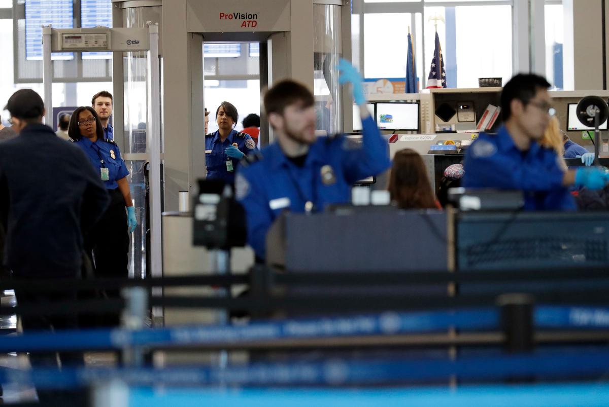 TSA Screener Sick-Outs Hit 10 Percent Over Holiday Weekend