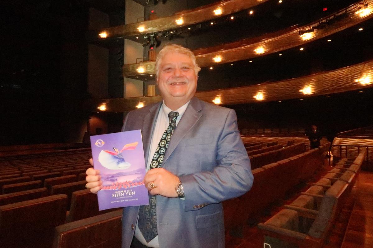Director of Corporate Accounts: Shen Yun Brings a Sense of Enlightenment