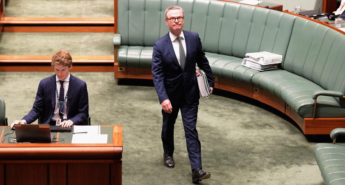 Australia’s Defence Minister Christopher Pyne Announces Official Visit to China
