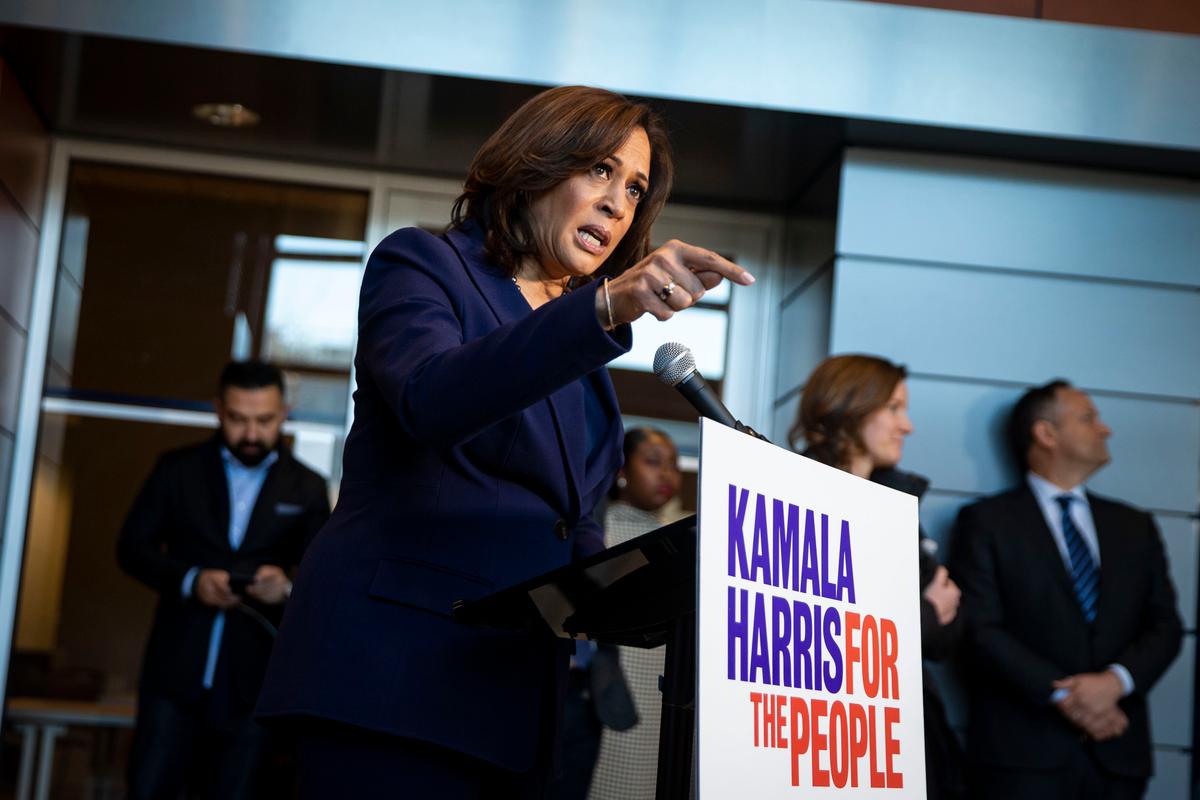 Looking to 2020, Kamala Harris Hires Heavy Hitter Lawyer Involved With Russian Dossier