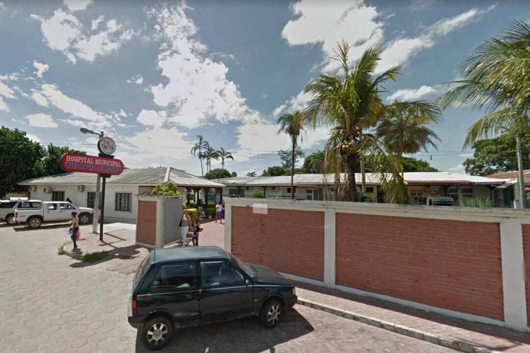 Newborn Dies of Third-Degree Burns From Light in Makeshift Hospital Incubator