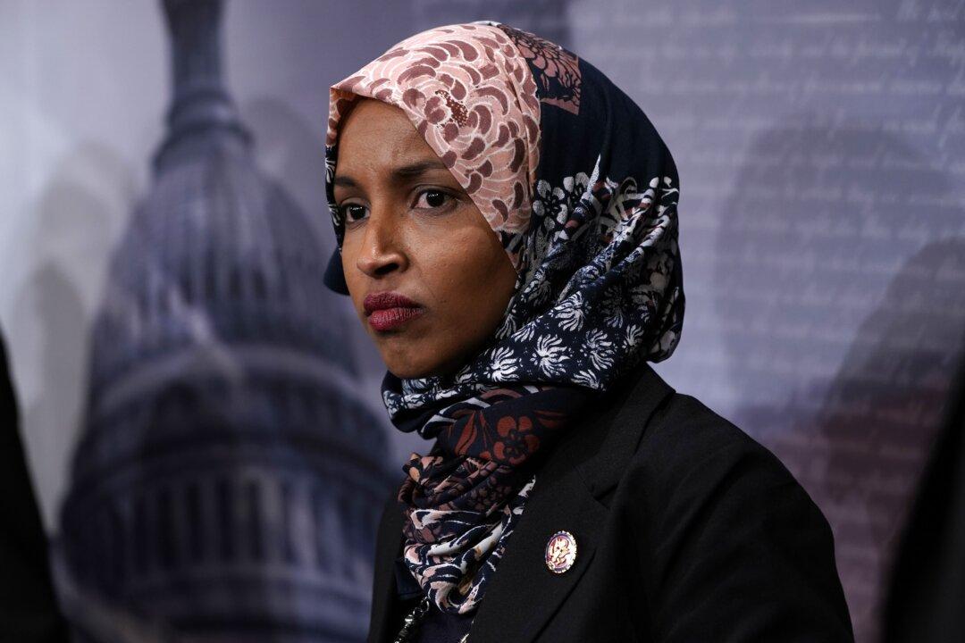 Ilhan Omar Apologizes for Antisemitic Missive After Criticism From Democrat Leaders