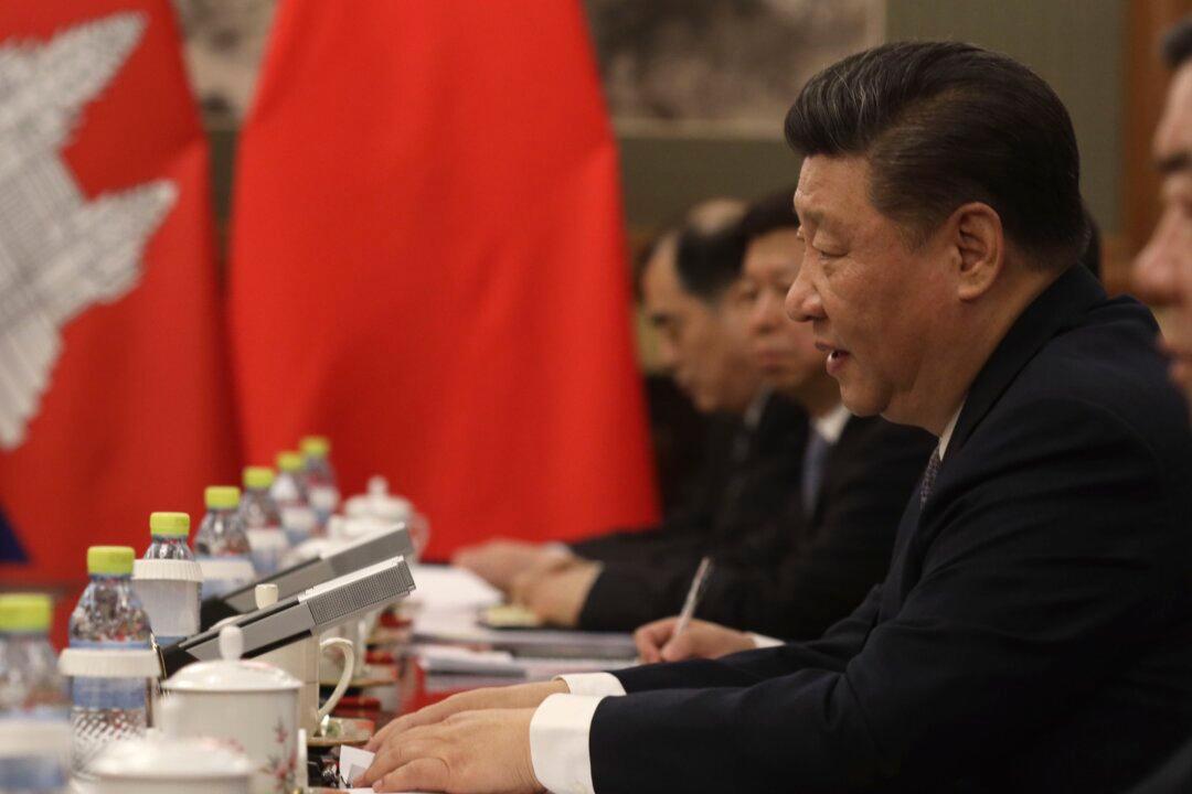 US Orders Arms Embargo on Cambodia, Cites Concerns Over Chinese Military Presence