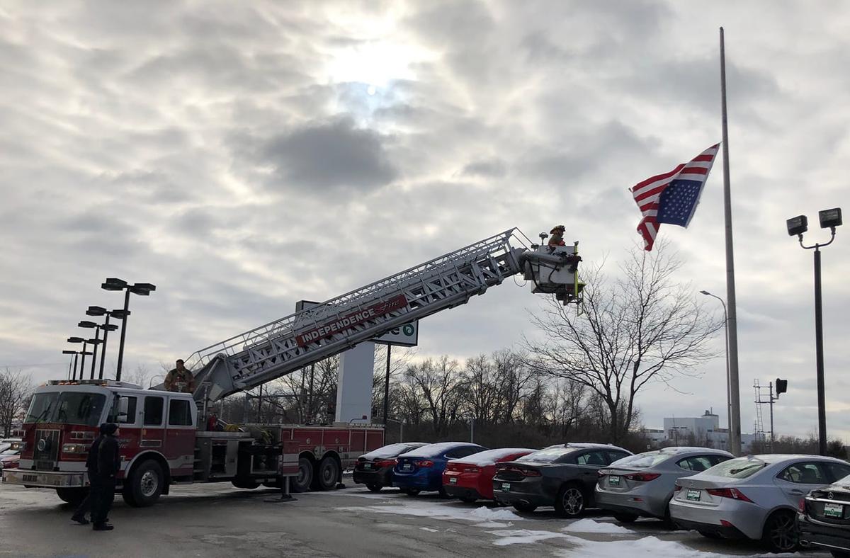 Police Officer Praised for Fixing American Flag He Found Hanging Upside Down