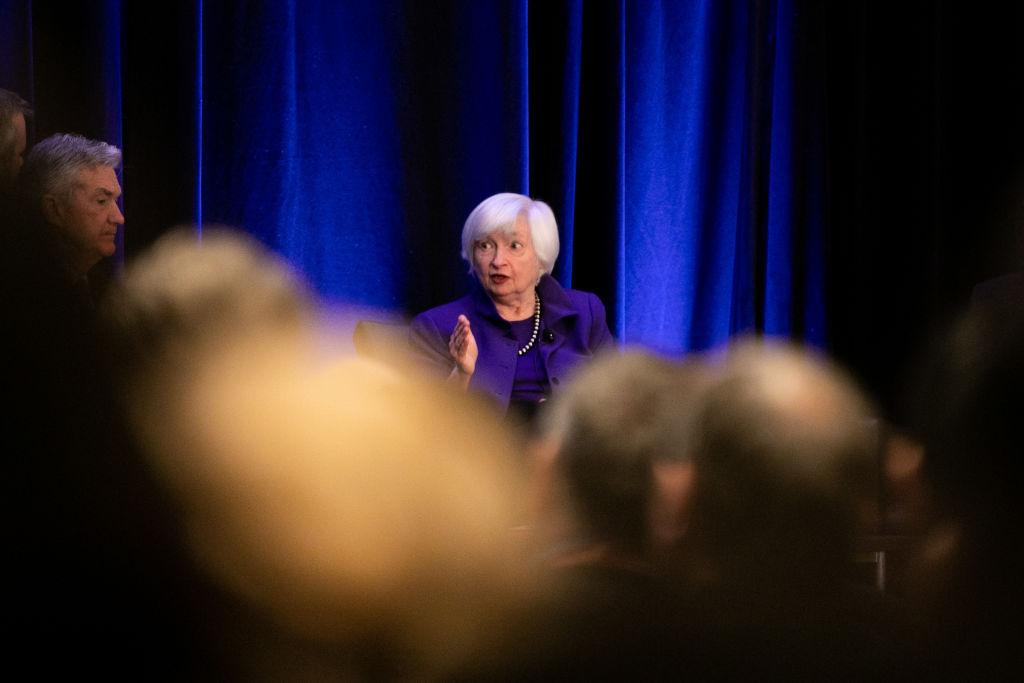 Saying ‘No’ to Janet Yellen and Other ‘Establishment’ Economists