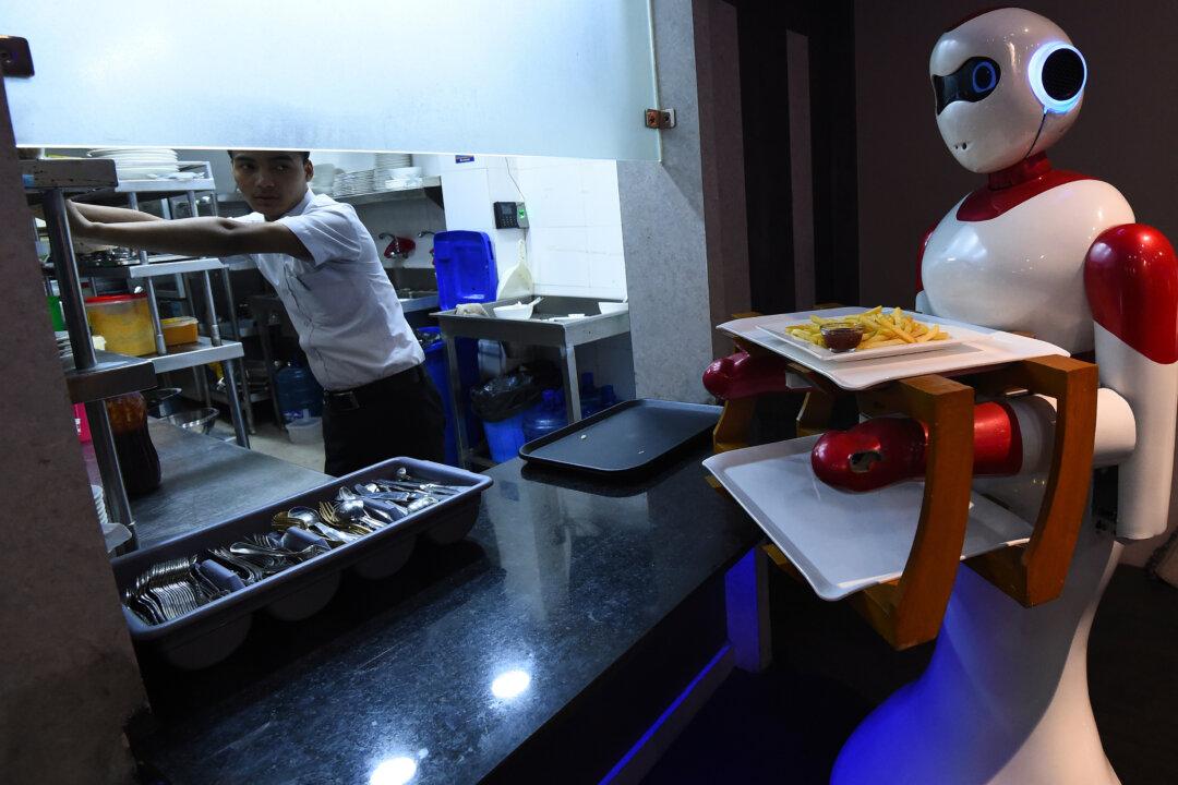 Will Robots Take Your Job? Quarter of US Workers at Risk