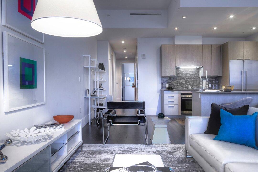 Stunning Penthouses Offer Sought-After Lifestyle in Heart of Downtown Montreal-Move in Today.