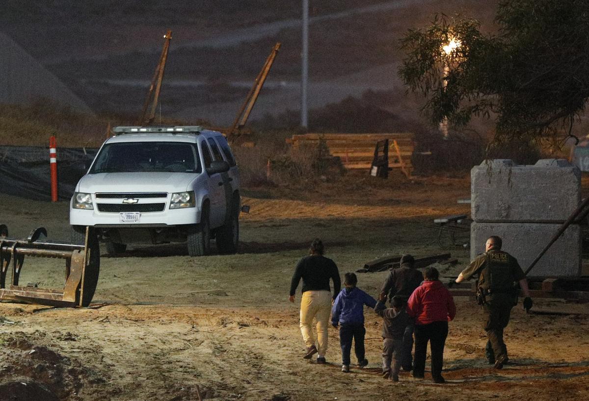 Statistics Show Illegal Northern Border Crossings Climbing