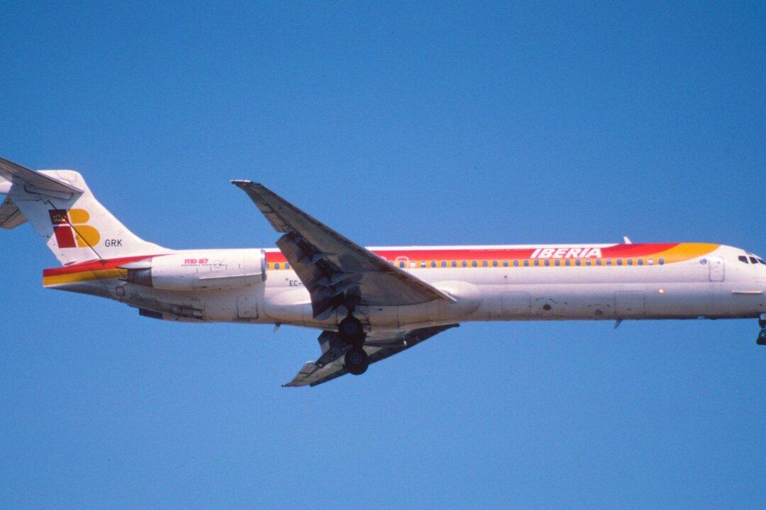 Officials Seek Owner of Plane Abandoned For Almost a Decade at Busy Airport