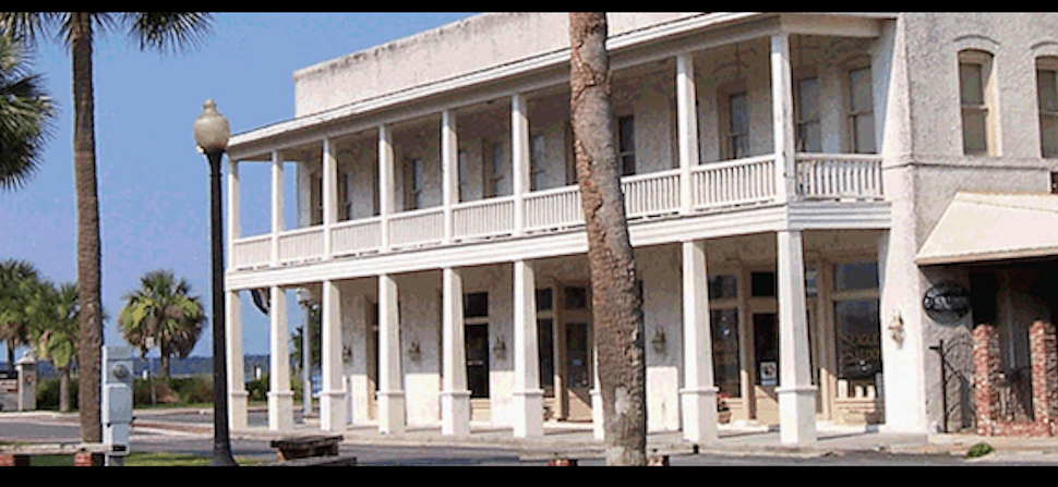 Pain of Government Shutdown Could Remain for Some Time