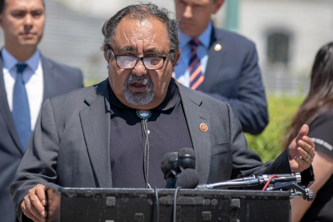 72 House Democrats Urge Pelosi to Keep Energy Permitting Changes Out of Government Funding