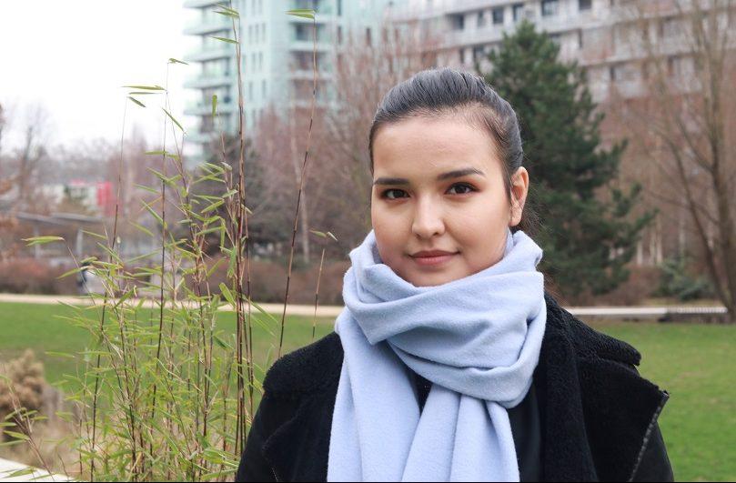 Uyghur Woman Urges French President to Free Her Mother Persecuted in China