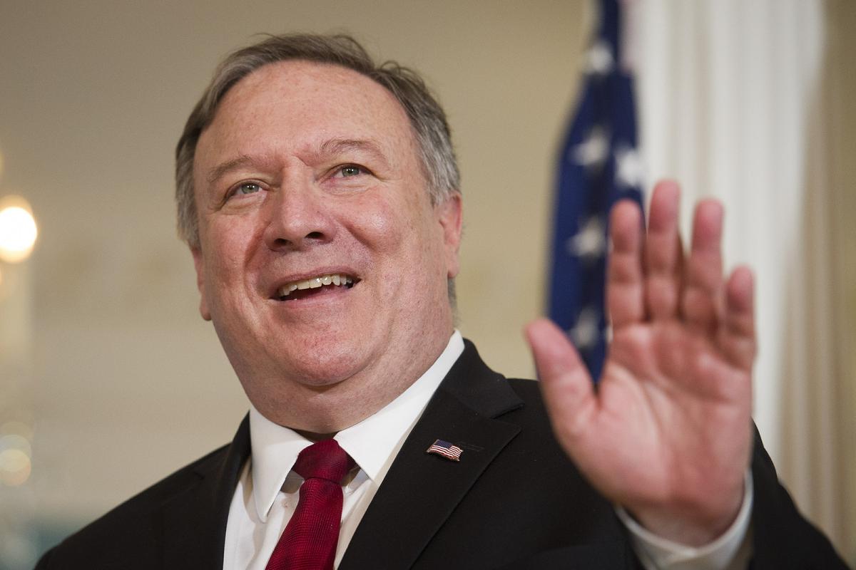 Pompeo Wins Fans in China Despite Heightened Attacks by State Media