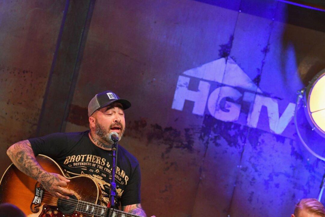 Country Rock Singer Aaron Lewis Speaks Out After Facing Criticism for Pro-Trump Stance