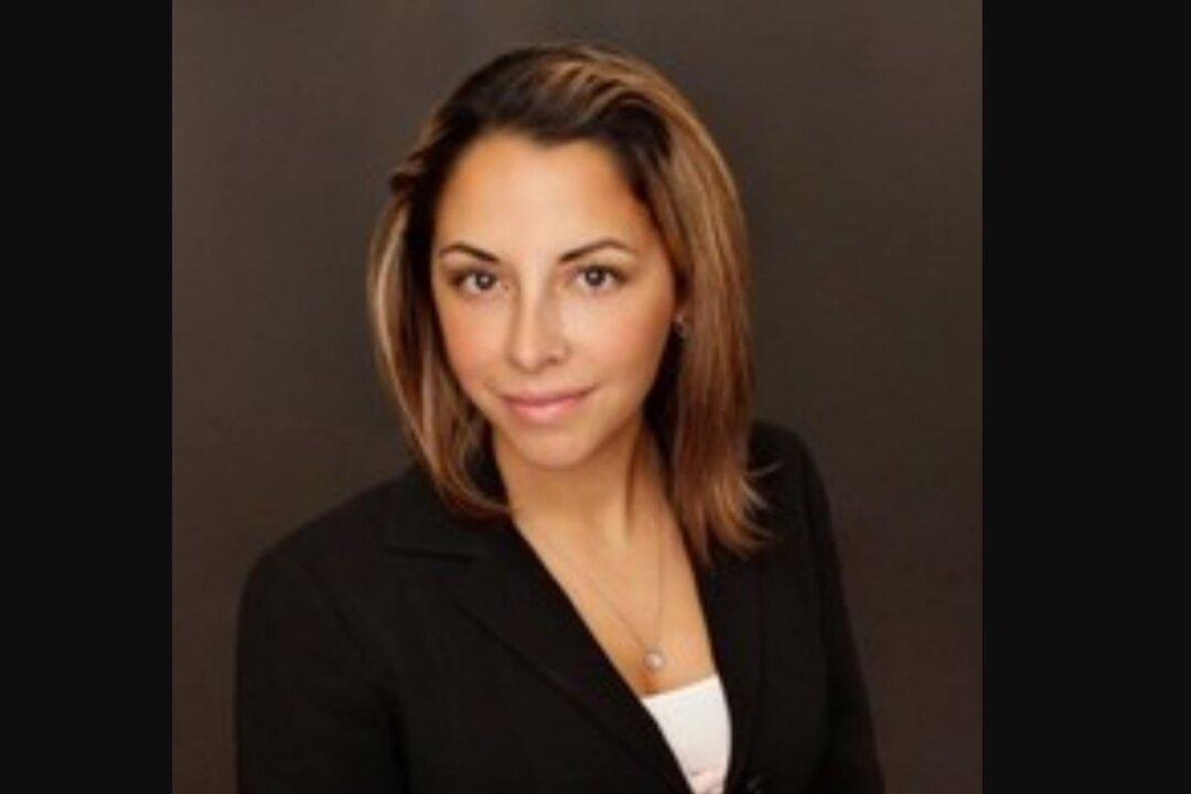 Pregnant Woman Found Stabbed to Death After Yelling ‘He’s Going to Kill the Baby!’