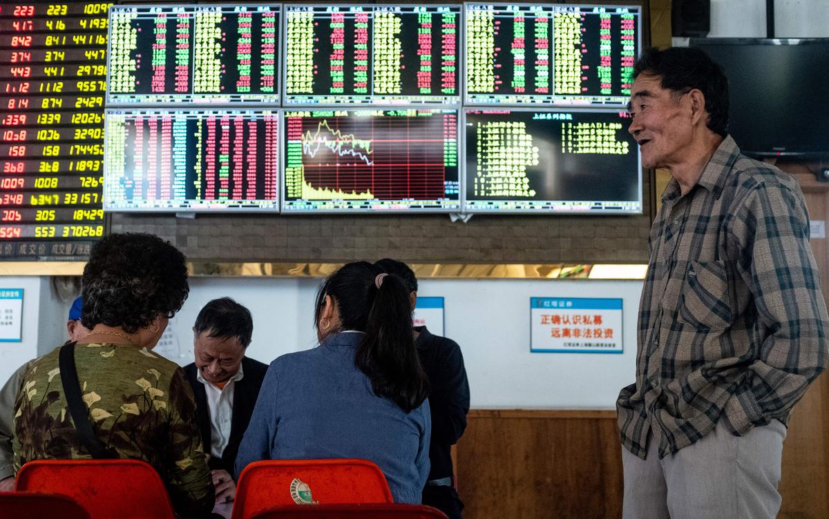 Stories of Major Losses in China’s Stock Market