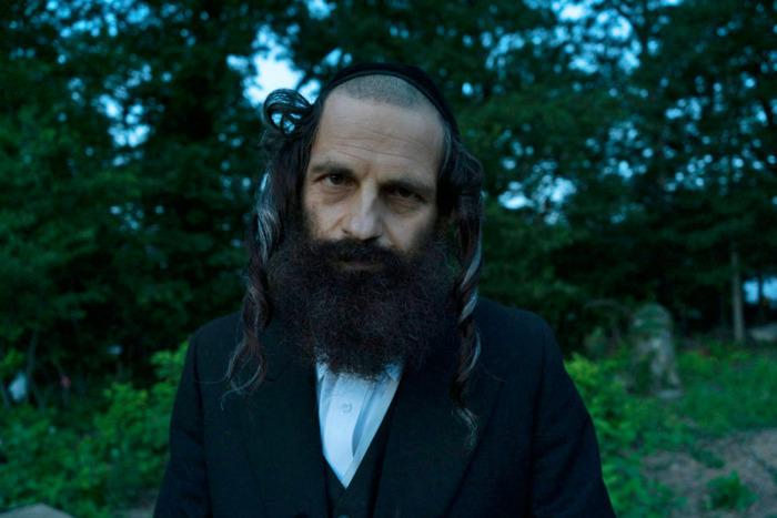 Geza Rohrig is Shmuel in “To Dust.” (Wing and a Prayer Pictures)