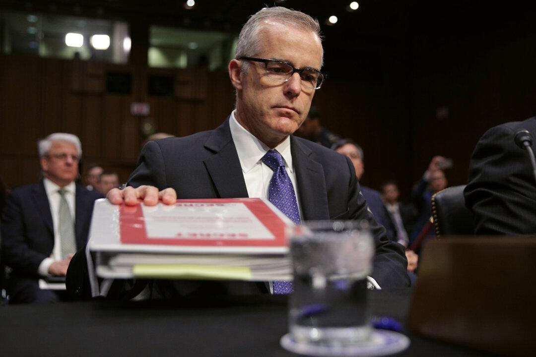 Only 4 of 14 FBI Staff Who Misused Classified Info Were Fired