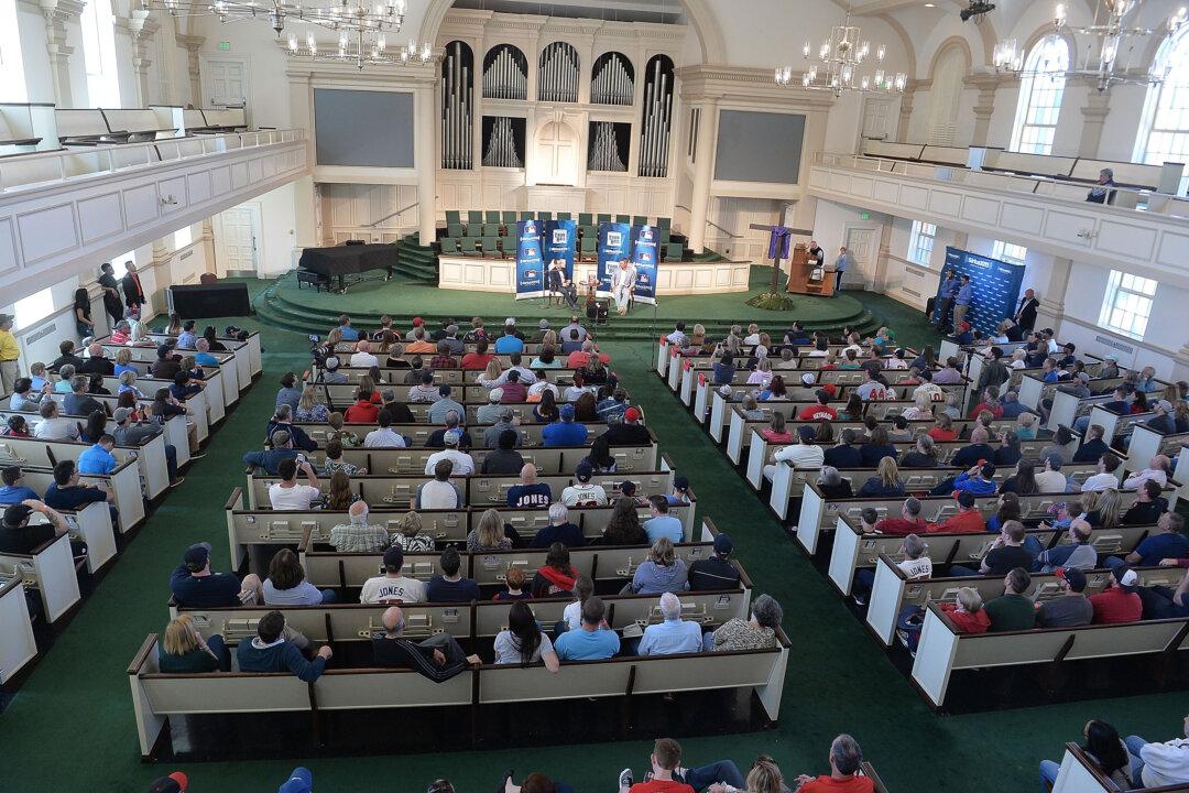 Over 700 Victims Allegedly Abused by Southern Baptist Leaders, Volunteers: Report